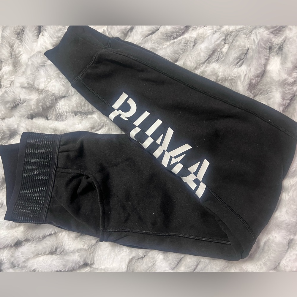 Puma joggers